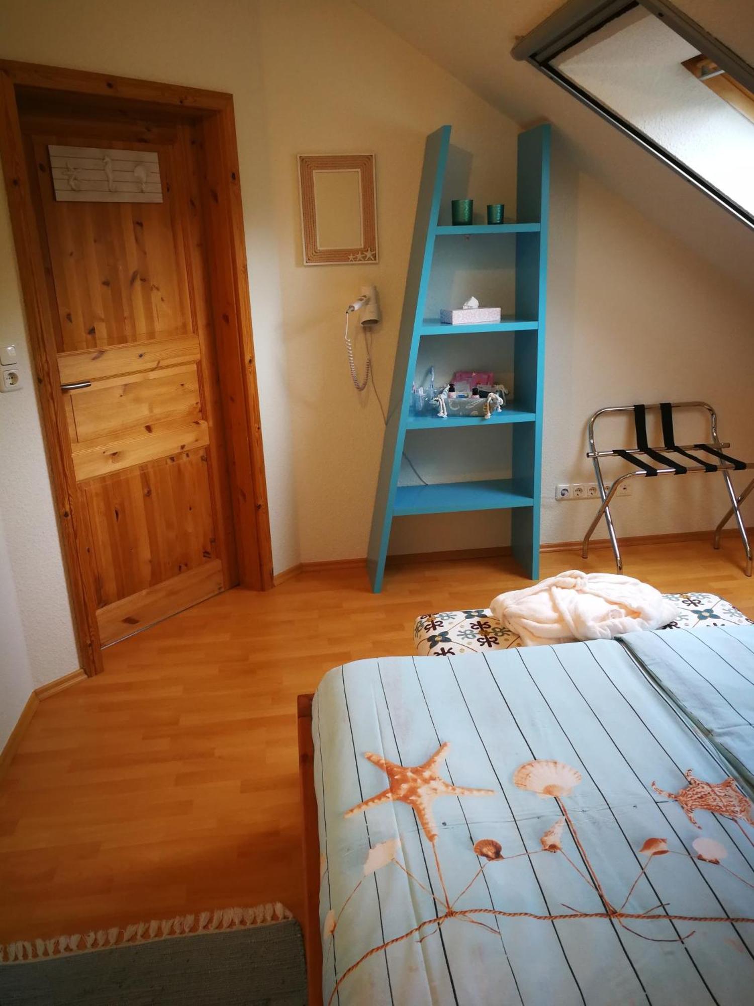 Gaestehaus Nord-west 1700 - Doppelzimmer Seestern Apartment